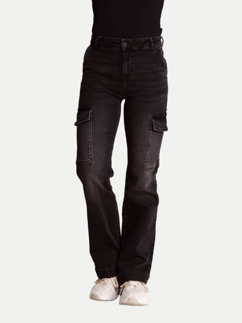 Zhrill Cargojeans Roa bei Robert Ley