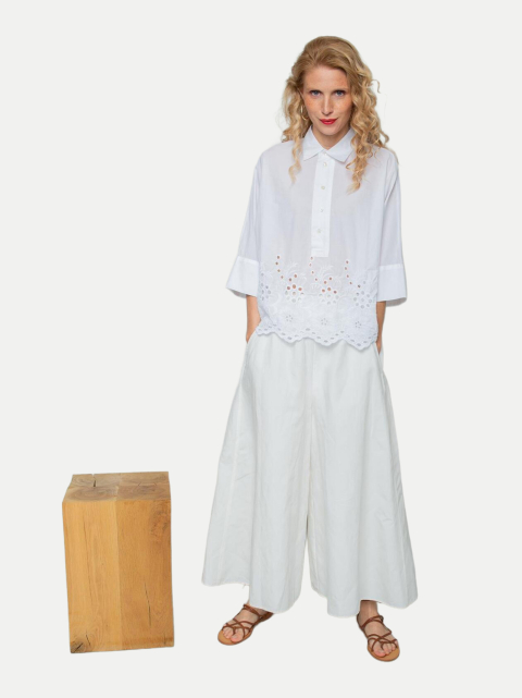 Emily Van Den Bergh Bluse mit Lochstickerei am Saum bei Robert Ley