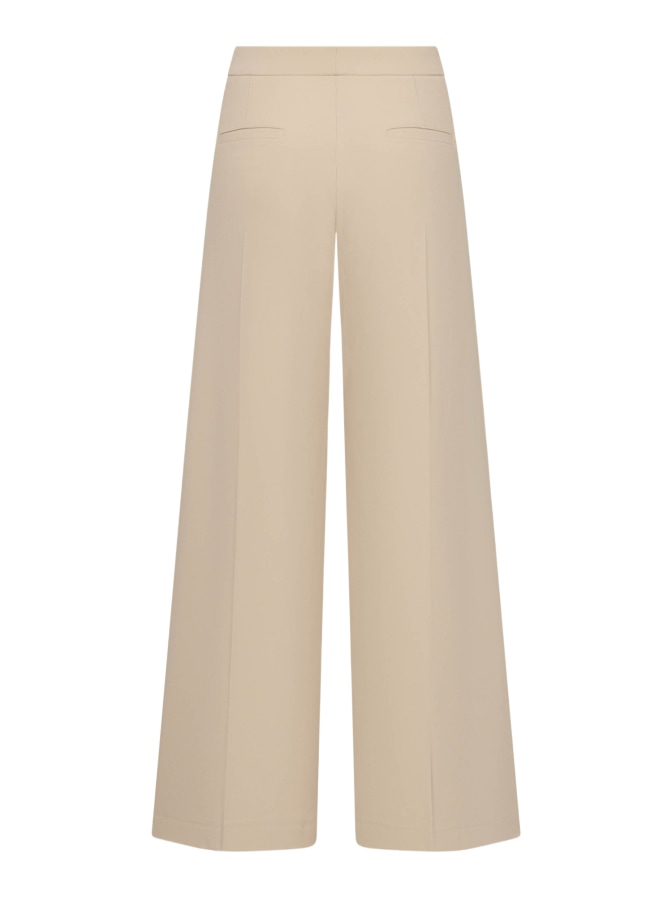Seductive Hose Bridget bei Robert Ley