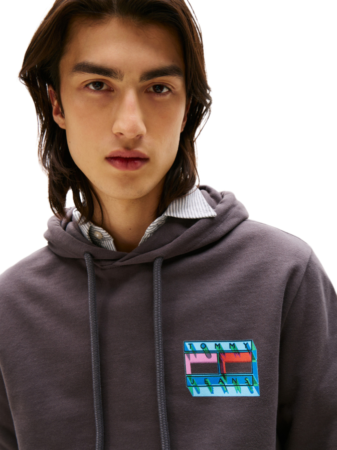 Tommy Jeans Regular-Fit Hoodie mit Back-Flag bei Robert Ley