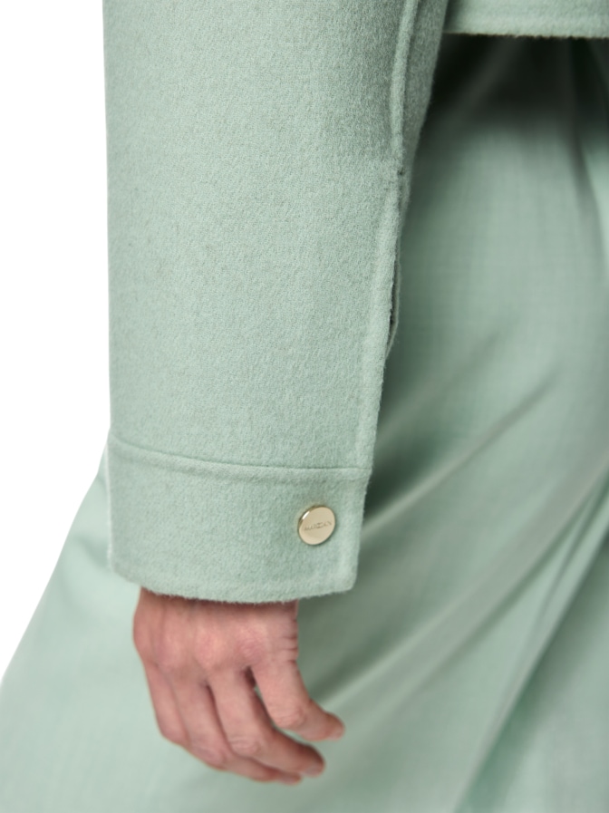 Marc Cain Wendejacke aus Wolle bei Robert Ley
