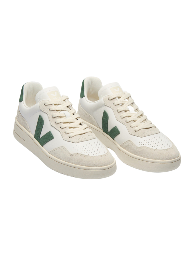 Veja Sneaker V-90 bei Robert Ley