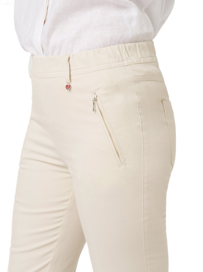 Relaxed by Toni Hose Alice Zip bei Robert Ley