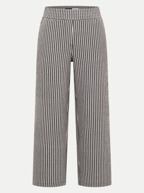 Cecil Hose Style Neele bei Robert Ley