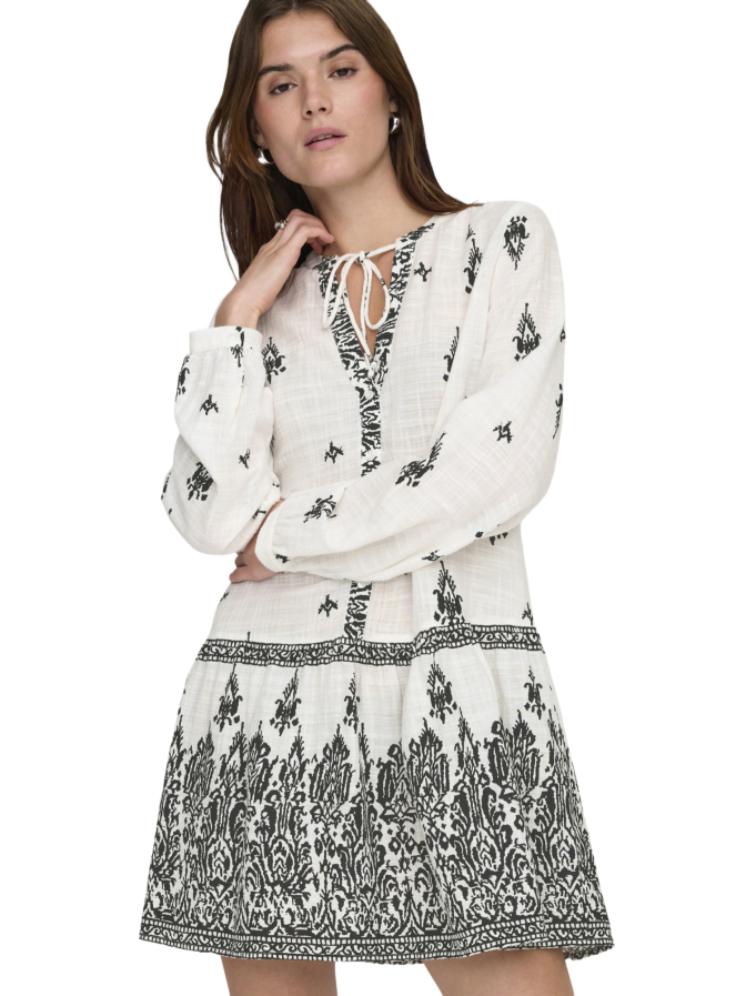 Only Kleid bei Robert Ley