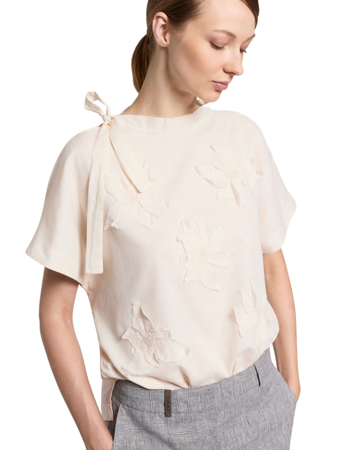 Peserico Bluse mit Blütenapplikation bei Robert Ley
