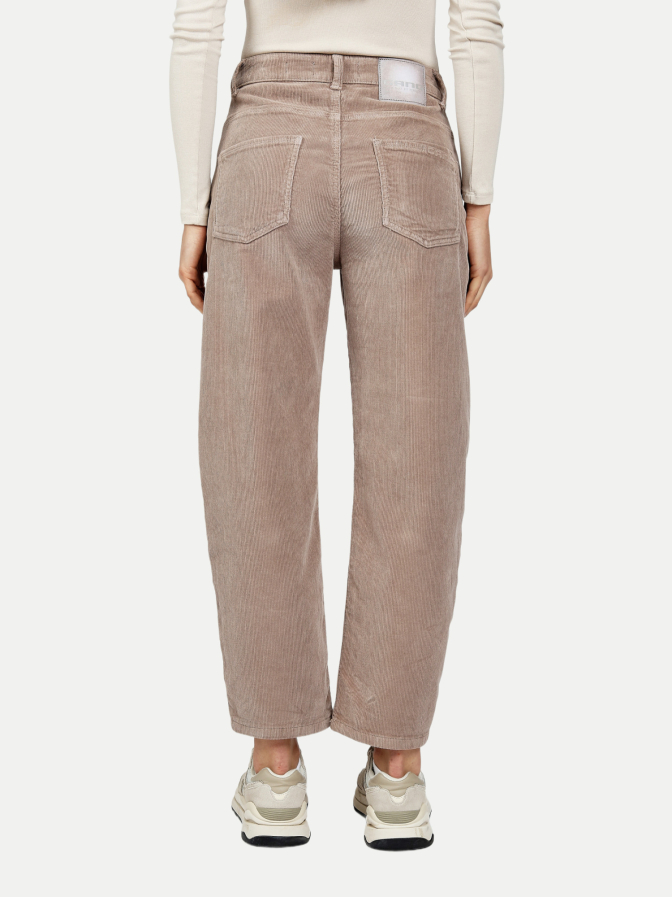 Gang O-Shape-Fit Jeans Ida bei Robert Ley