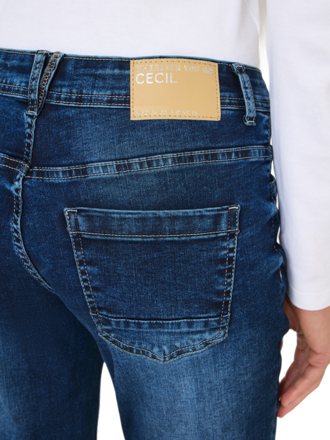 Cecil Slim-Fit Jeans Style Scarlett bei Robert Ley