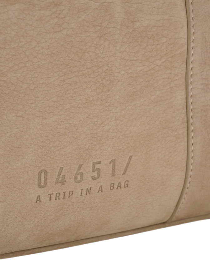 04651/ A trip in a bag Weekender 3 Day Bag bei Robert Ley