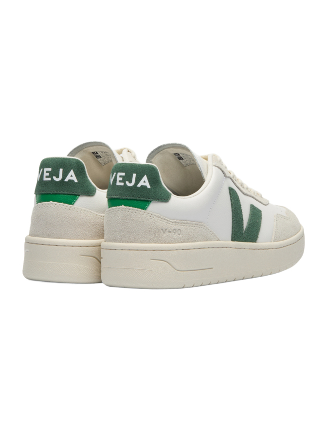 Veja Sneaker V-90 bei Robert Ley