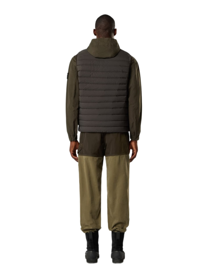 Stone Island Daunenweste mit Anti-Drop-Ausrüstung bei Robert Ley
