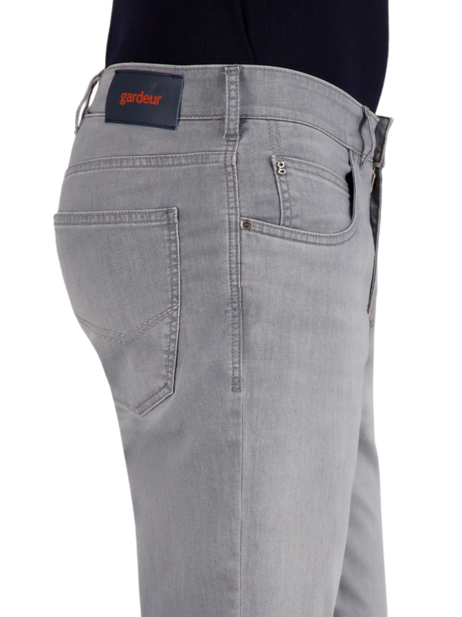 Gardeur Modern-Fit Jeans Bradley bei Robert Ley