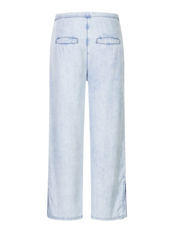 Gitta Banko Hose Claire bei Robert Ley