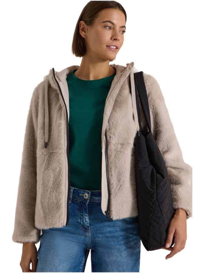 Cecil Fake Fur Jacke mit Softshelldetails bei Robert Ley