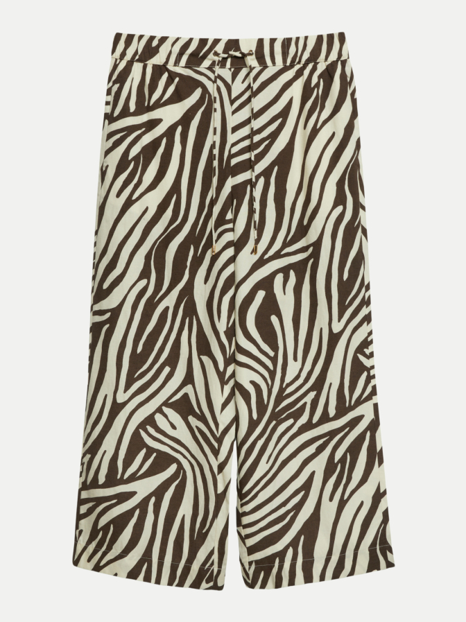 s.Oliver BLACK LABEL Wide-Leg Hose mit Zebramuster bei Robert Ley