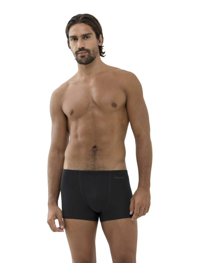 Mey Shorty bei Robert Ley