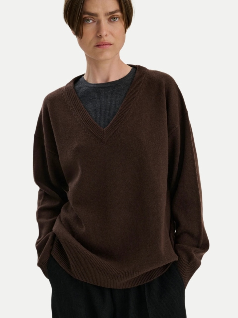 Rhea. Feinstrickpullover V-Ausschnitt SW14.11 bei Robert Ley