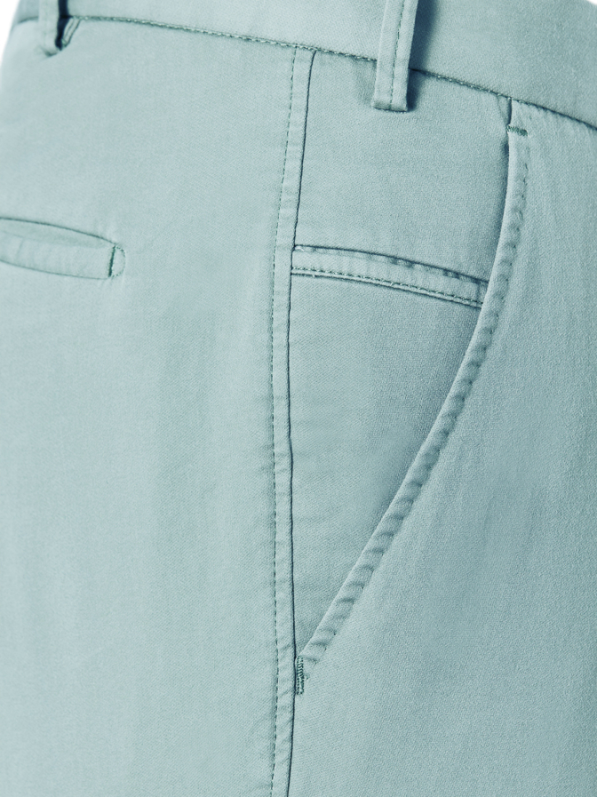 HILTL Slim-Fit Chino Tourist 2.0 bei Robert Ley