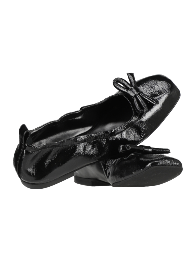 Pao Lack-Ballerina Naplak Nero bei Robert Ley